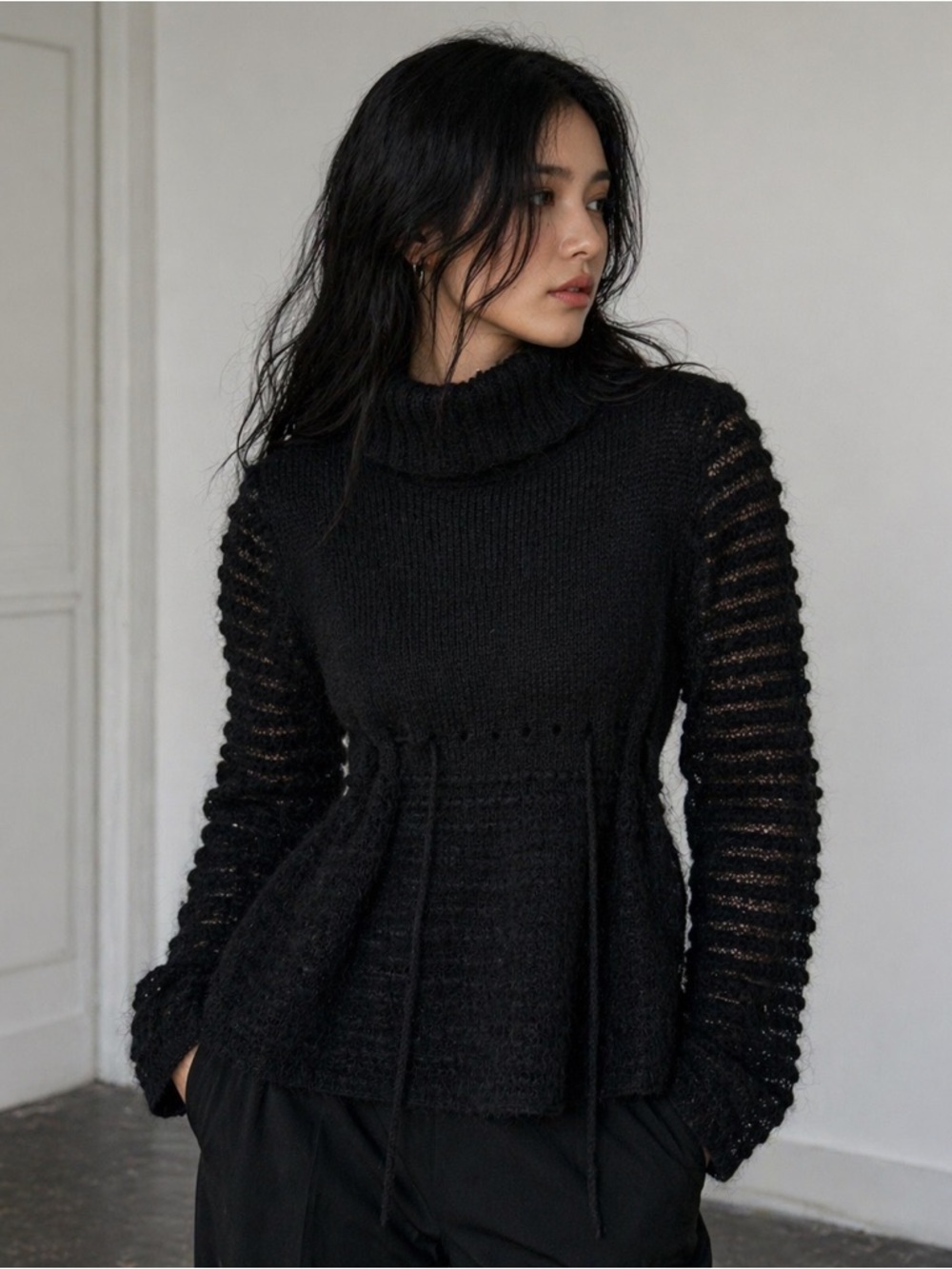 Tristan & Iseut Vintage Black Turtleneck Textured Knit Sweater Size S